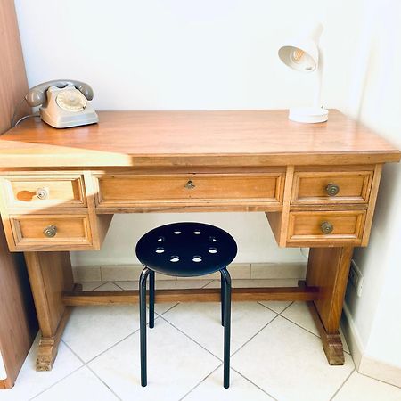Appartamento Ringhiera House Tertulliano - Free Street Parking Nearby Milano Esterno foto