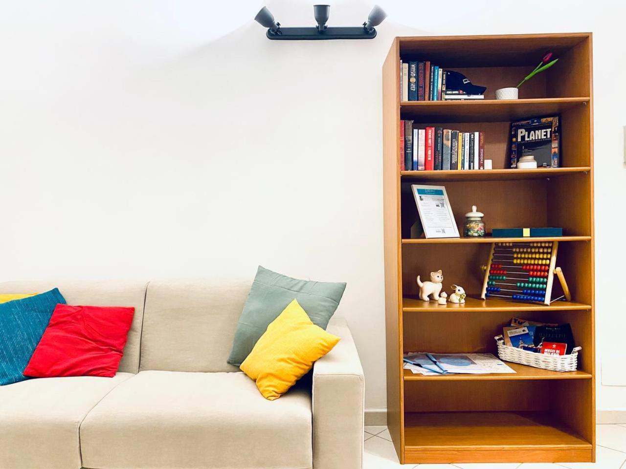 Appartamento Ringhiera House Tertulliano - Free Street Parking Nearby Milano Esterno foto