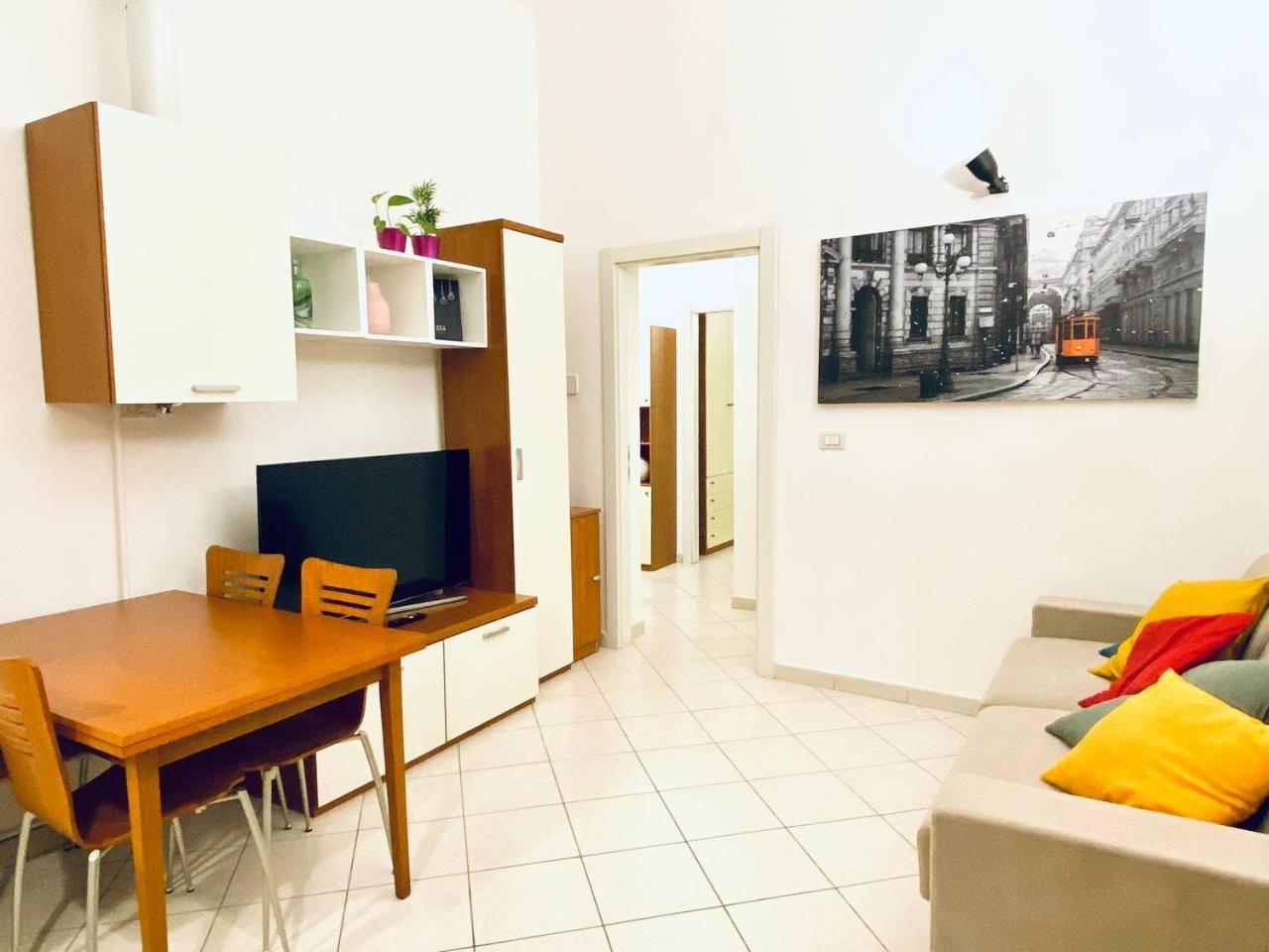 Appartamento Ringhiera House Tertulliano - Free Street Parking Nearby Milano Esterno foto